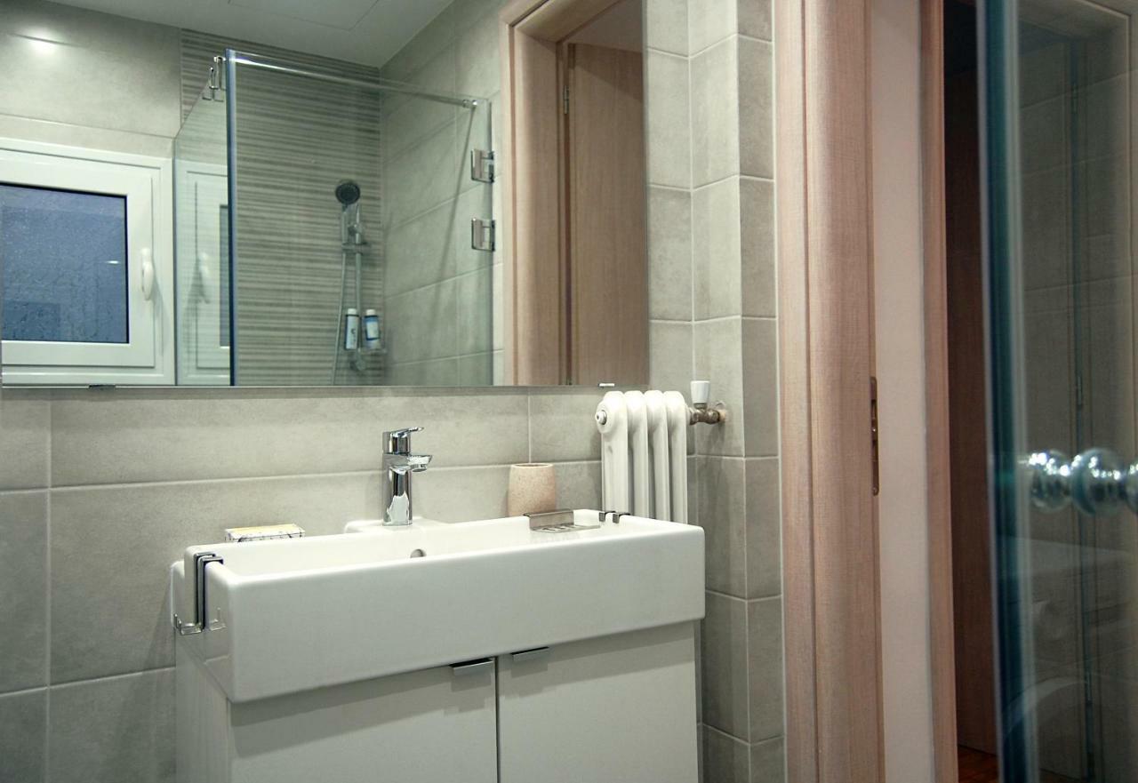 Central & Comfortable, 70M² Apt In Neos Kosmos Athen Eksteriør bilde