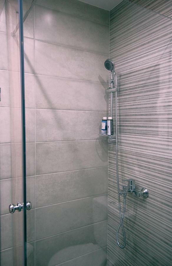 Central & Comfortable, 70M² Apt In Neos Kosmos Athen Eksteriør bilde